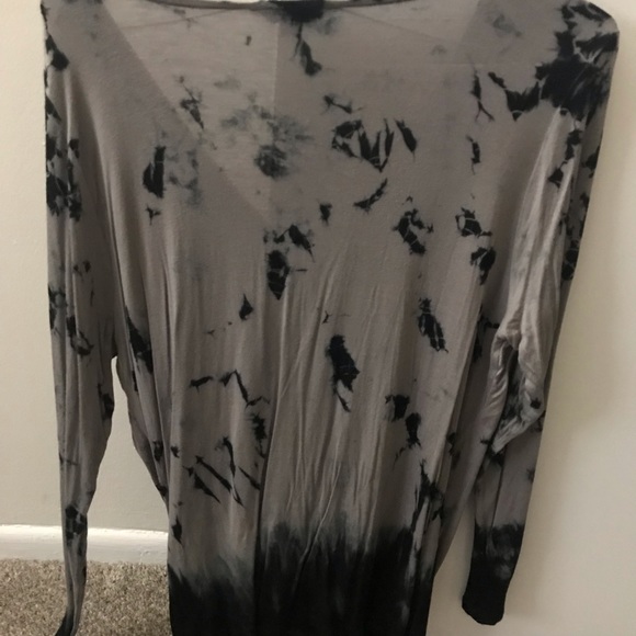 Long Sleeve Top - Picture 3 of 9